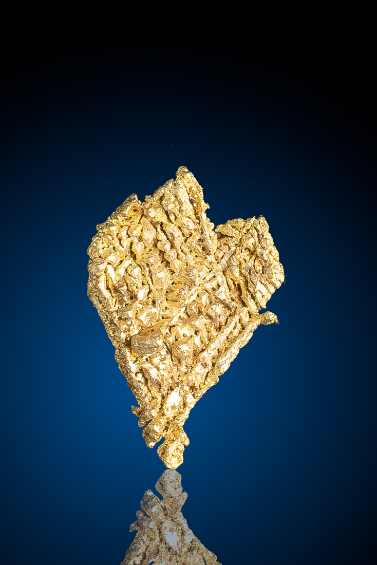 (image for) Outstanding "Herringbone" Triangular Gold Crystal - Round Mountain, NV